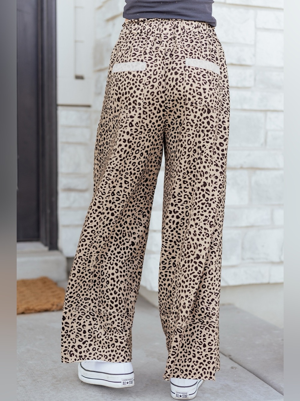 Leopard Print Wide-Leg Pants with Drawstring - Picture 4 of 15